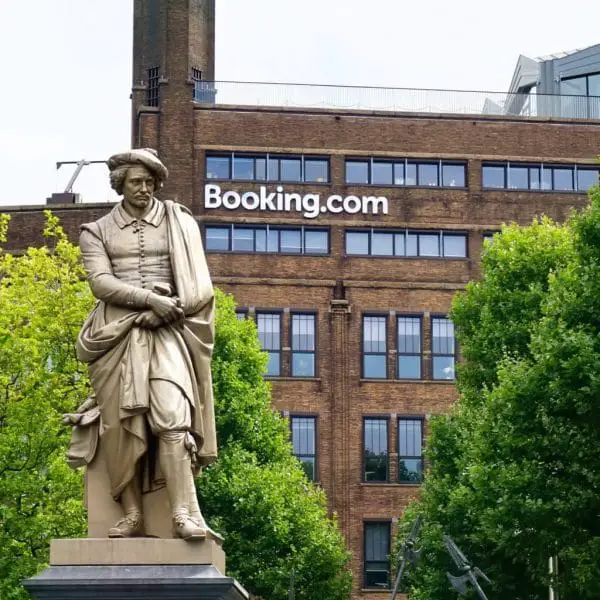 Edificio do Booking.com em Amsterdam