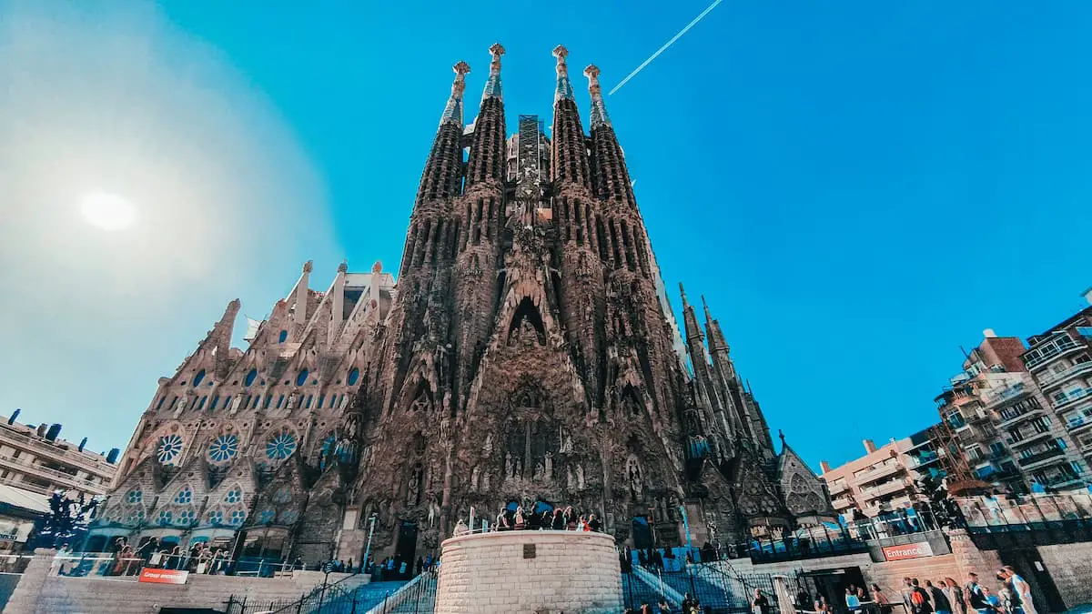 Foto da Sagrada Familia famoso, um dos pontos turistico de Barcelona.