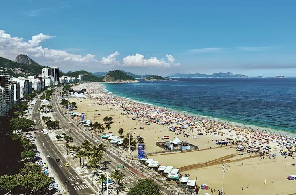 copacabana - as melhores praias do rio de janeiro - de lugar nenhum (1)